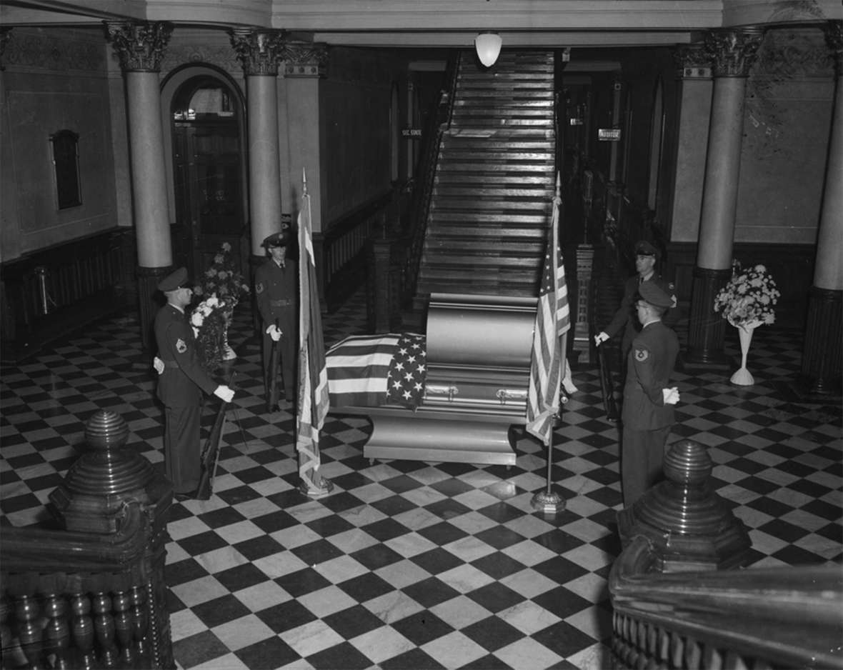 The body of U.S. Sen. Lester Hunt lies in state in the rotunda of the Wyoming State Capitol, June 1954. Wyoming State Archives. The body of U.S. Sen. Lester Hunt lies in state in the rotunda of the Wyoming State Capitol, June 1954. Wyoming State Archives.